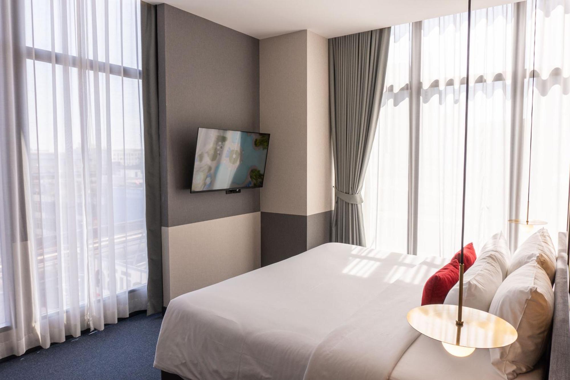 Two-Bedroom Suite